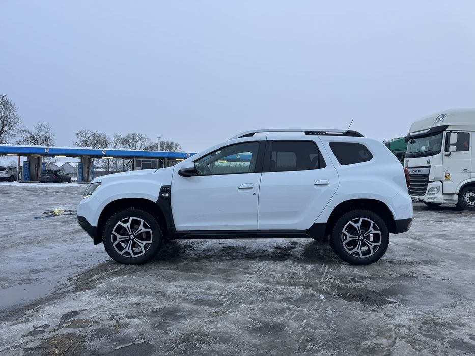Dacia duster 1.5 diesel 4x4 an 2021 stare impecabila