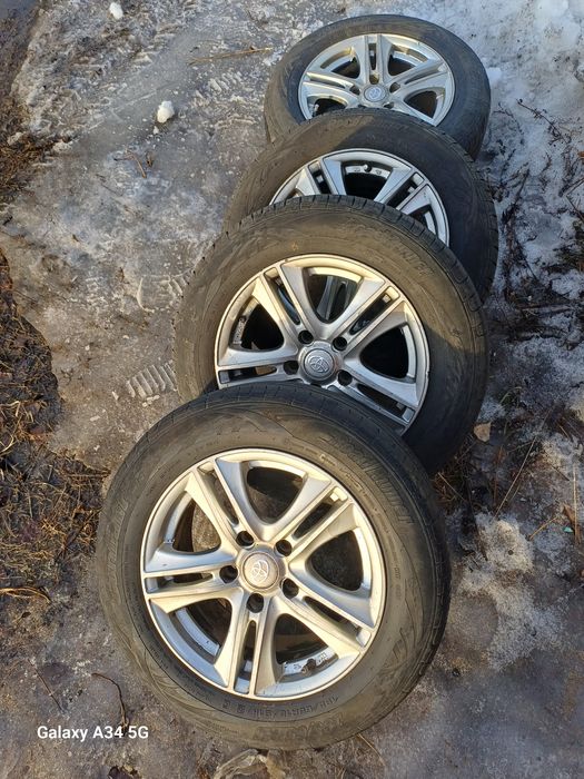 Продам диски с резиной