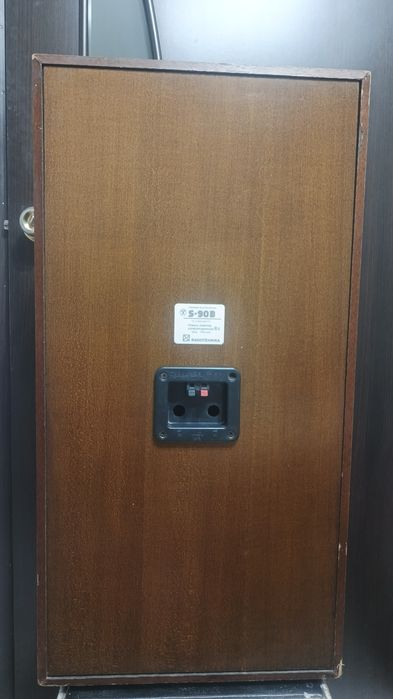 Продам короб для колонки