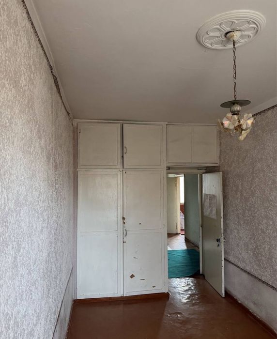 Чиланзар 11‼️ 2/3/4 Фархадский Базар Балкон 1,5х3