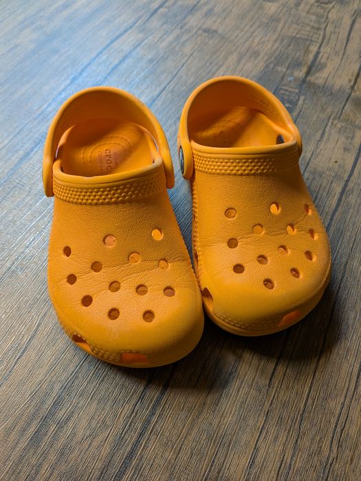 Сандали сабо чехли Crocs размер C8 15 евро.