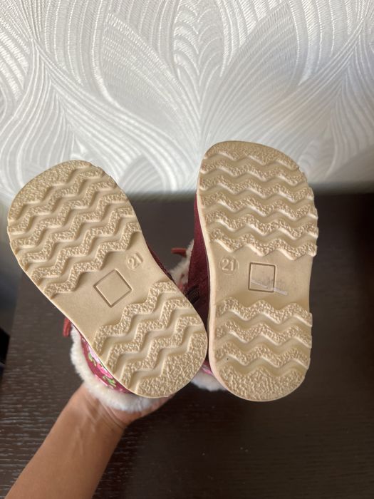 Детская зимняя обувь на девочку