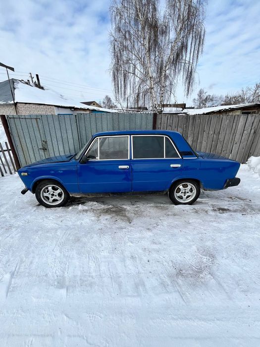 Машина Жигули 2106