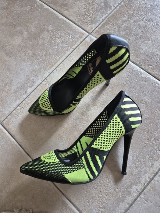 Обувки на висок ток 37 номер по 25лв