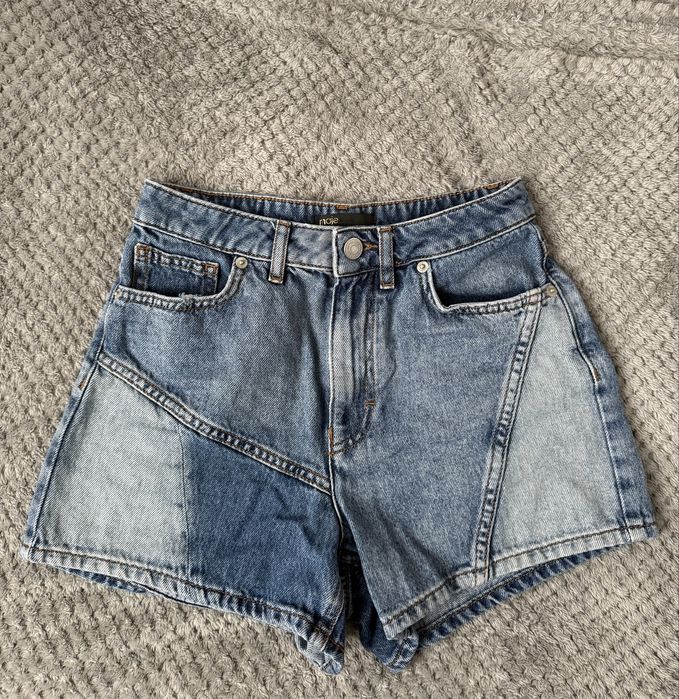 Къси панталонки Maje