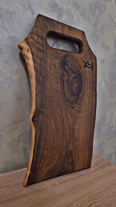 Tocătoare din lemn masiv de nuc