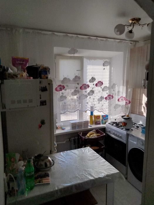 продам квартиру 43 кв метр 5\5 этаж