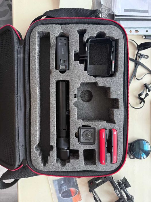 Insta360 One R 1 Edition — 5.3K, Leica, 2 батареи (или др. аксессуары)