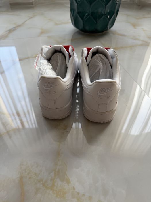 Adidasi Nike Air Force One Supreme