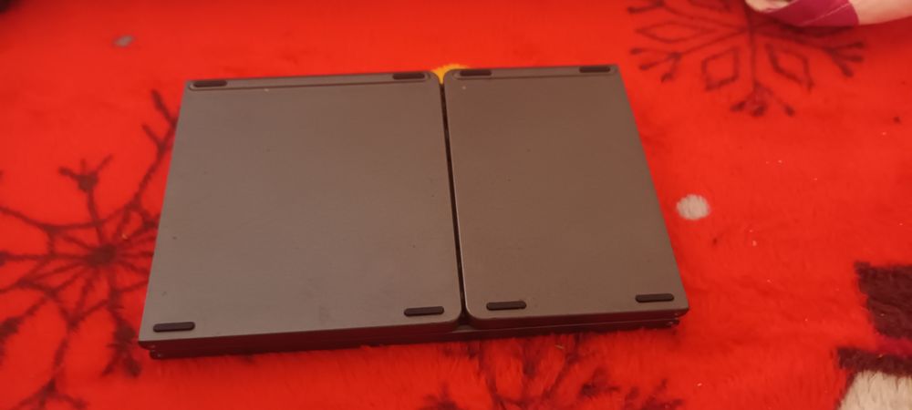 Tastatură jelly comb