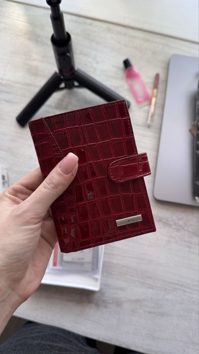 Женский кошелек