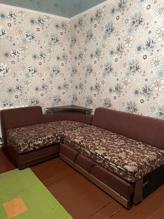Продам диван уголок
