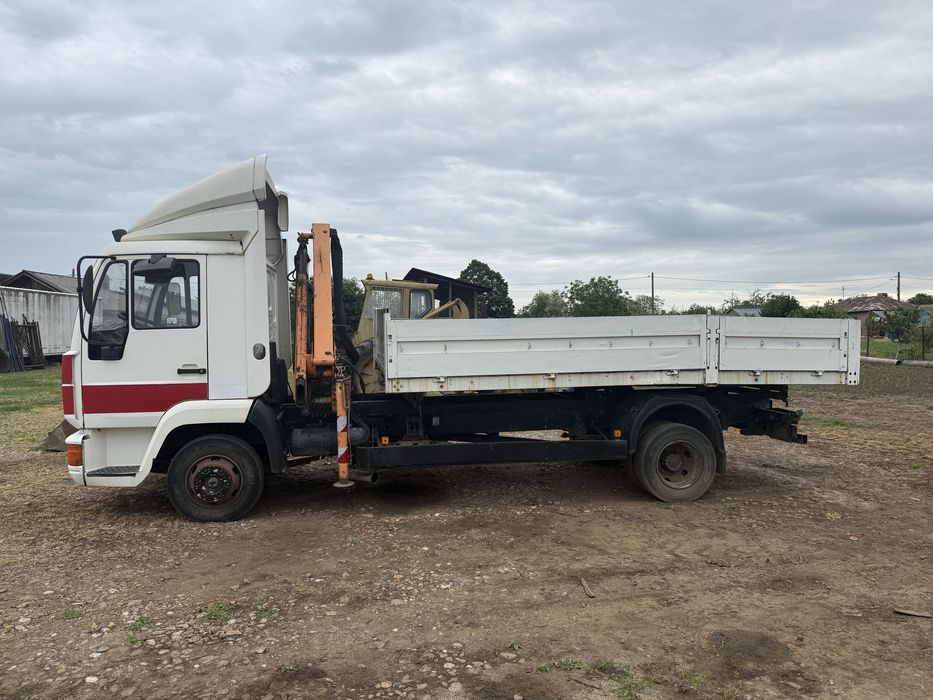 Vand MAN 8.163 cu macara
