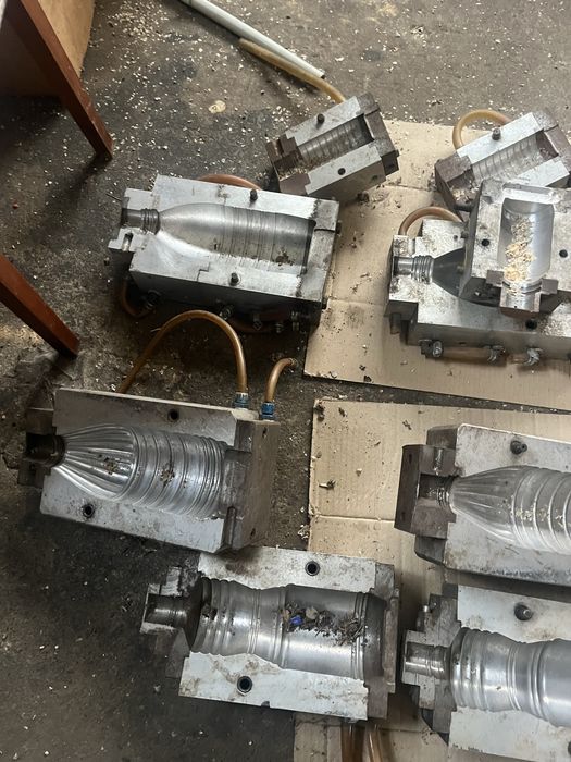 Машина за производство на PVC бутилки