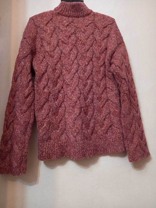 Pulover gros dama handmade + caciula cadou