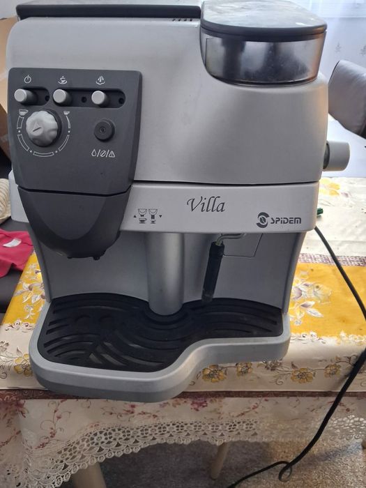 Aparat de cafea cu boabe