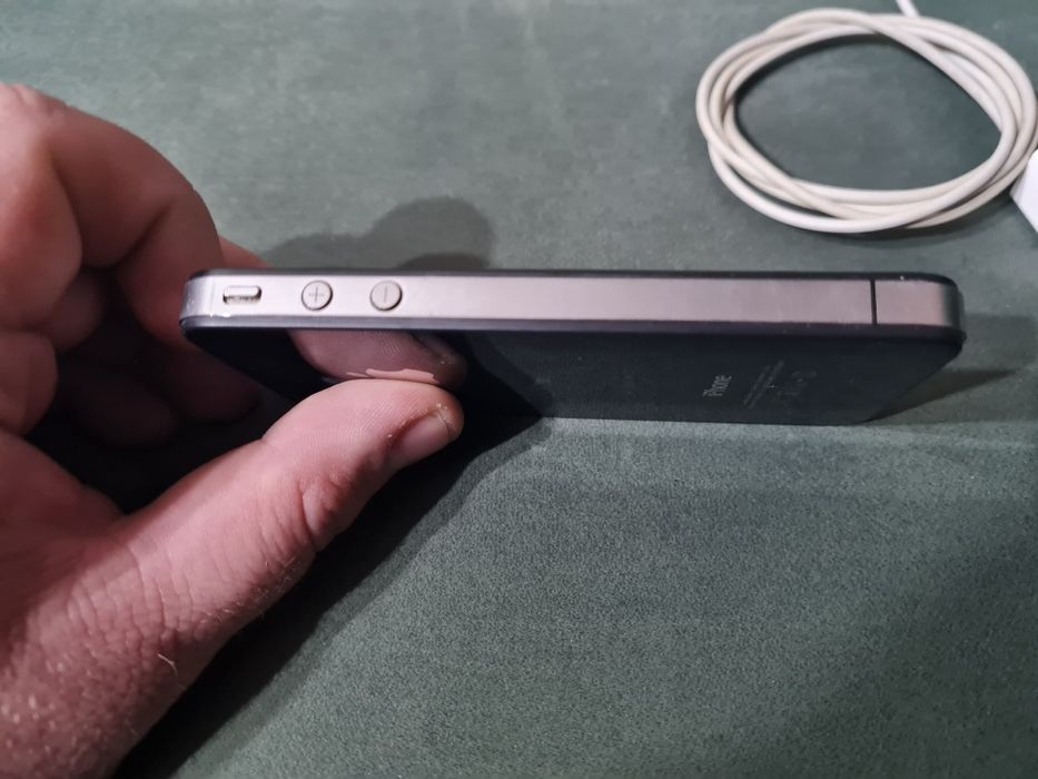 Iphone 4 telefon retro de colectie