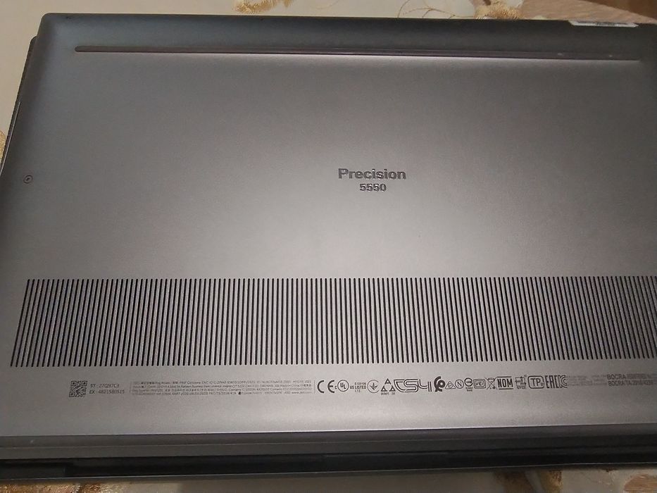 Dell Gaming Precision 5550 i7 10th