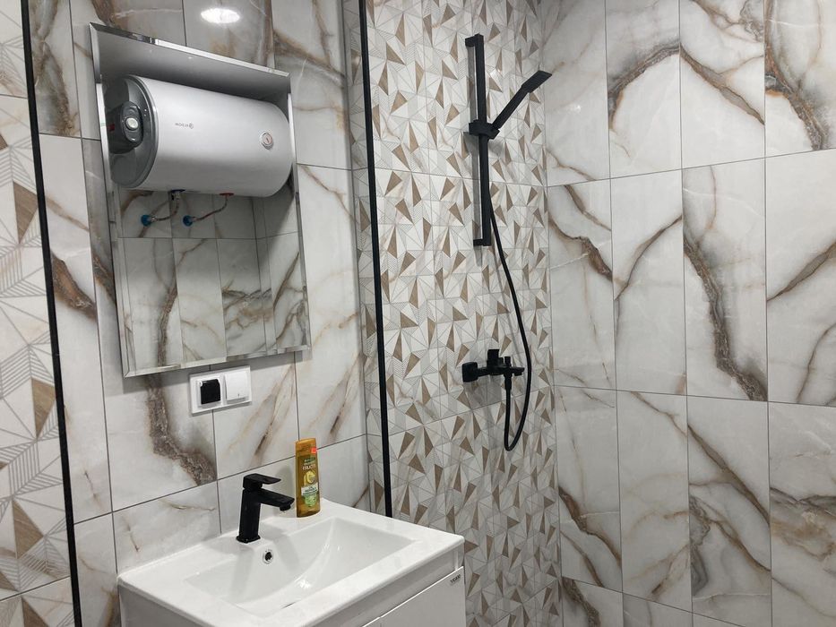 Дава се под наем Двустаен апартамент в Пловдив, Христо Смирненски - 70 кв.м за 500 € - Снимка #6