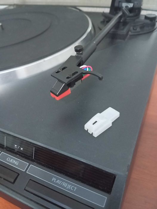 ONKYO винтажный проигрыватель винил дисков.