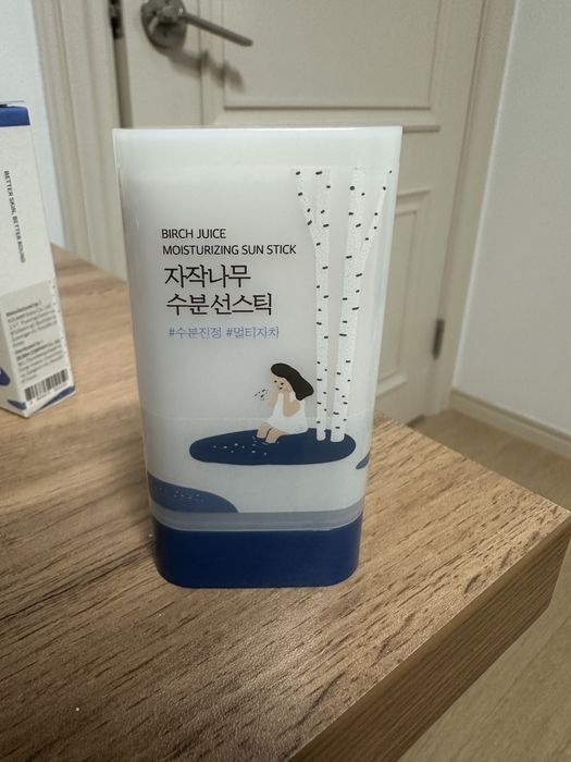 Round lab moisturizing sun stick / солнце защитная палочка