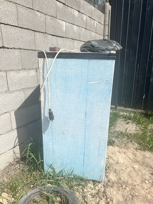 Продаю холодильник