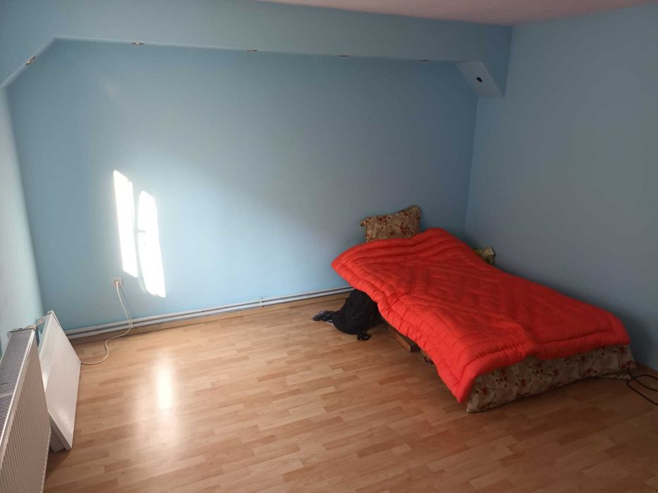 Casa Maracineni 4 camere pret apartament, toate utilitățile, la 2 km BZ