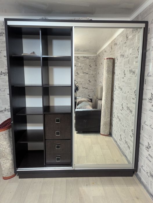 Продам купе-шкаф