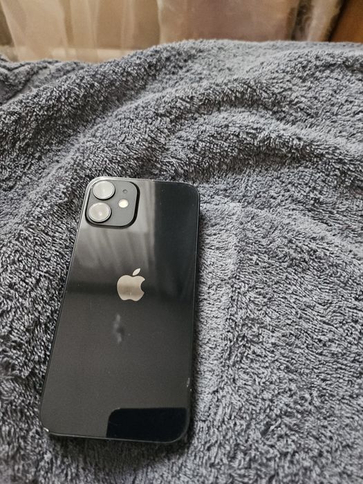 Продам айфон 12 мини