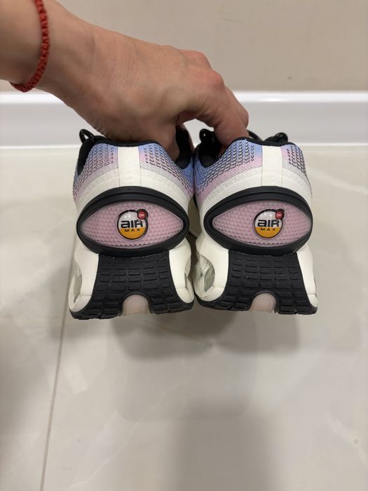 NIKE AIR MAX HV 5760-675