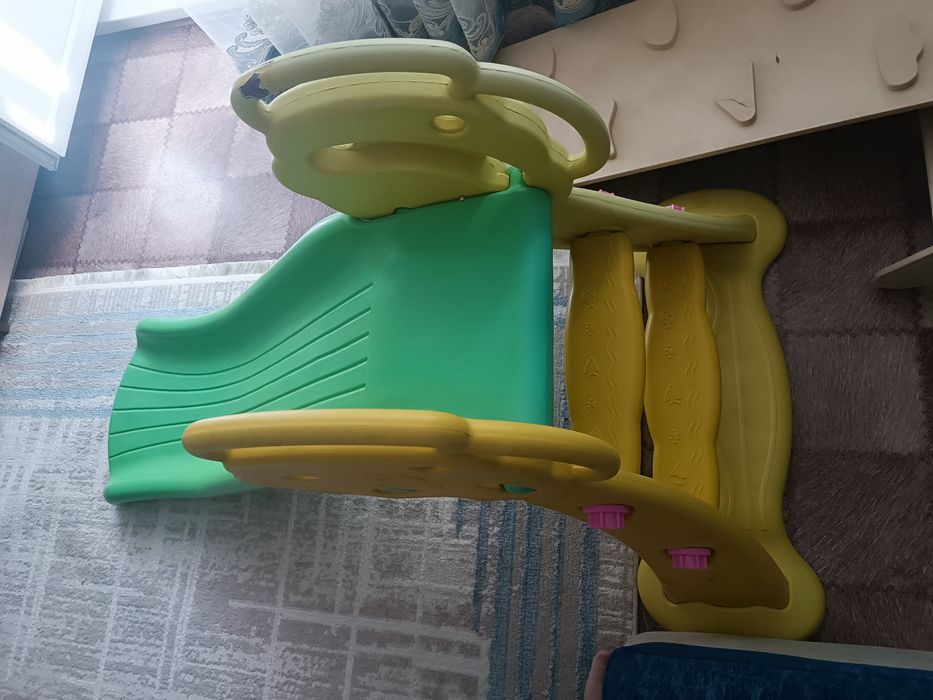 Горка детская пластиковая