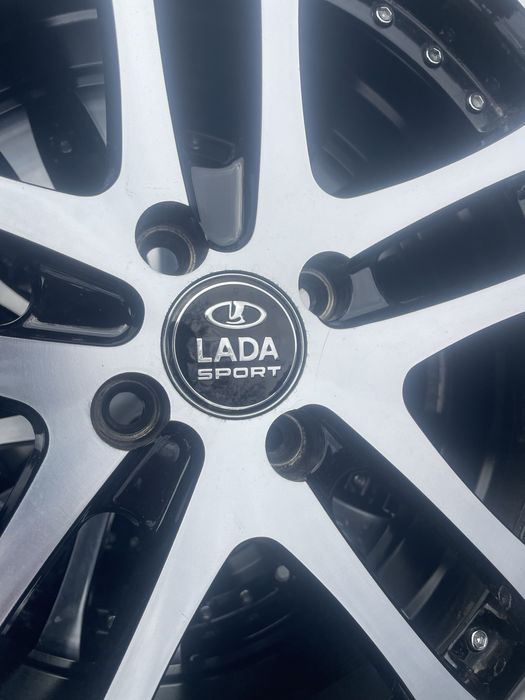 Продам титанки рельсы на 16