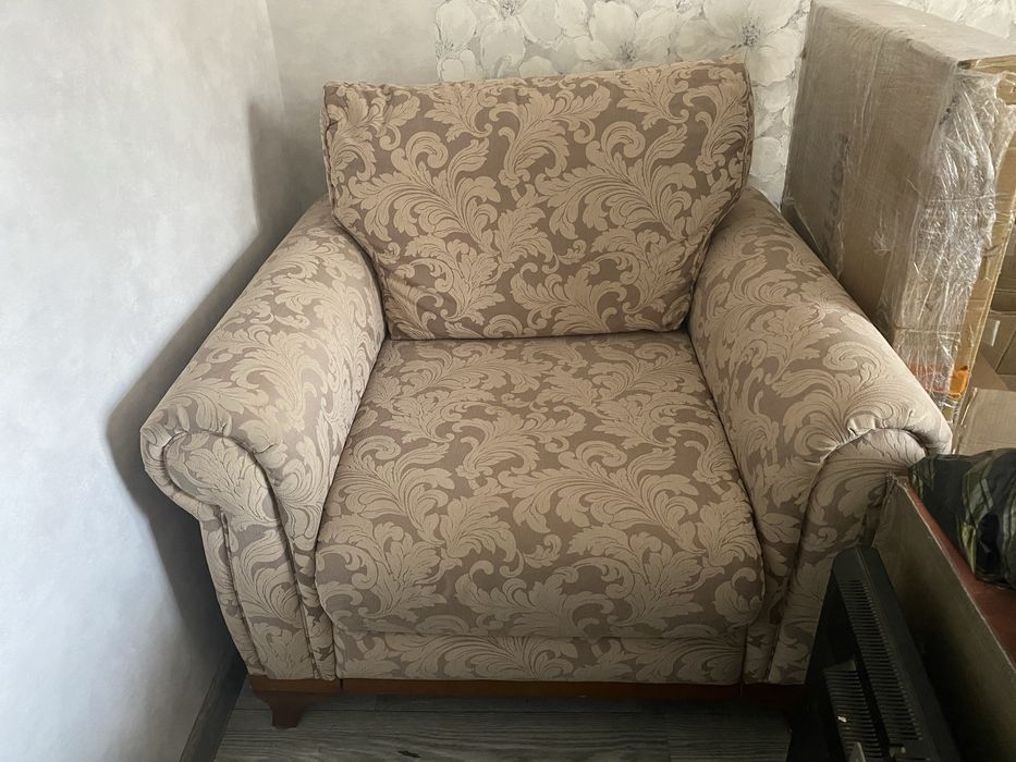 Продам белорусское кресло