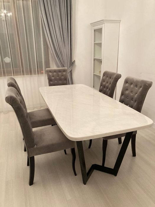 Мраморный стол со скидкой