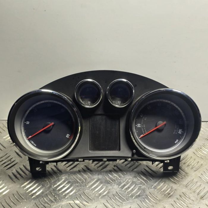 Ceasuri bord diesel Opel Insignia A Country Tourer