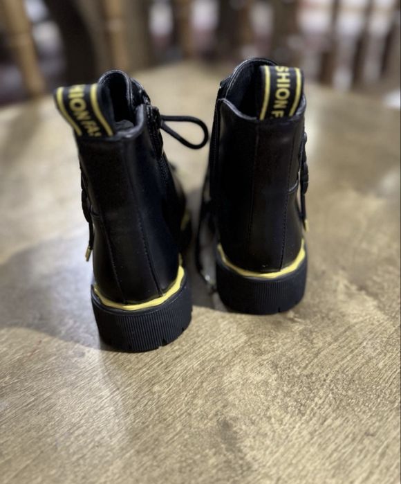 Ботинки детские весна