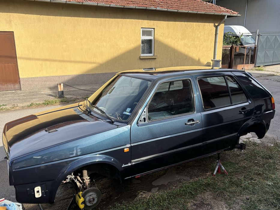 Голф 2 на гасти  купе с документи и гти мост