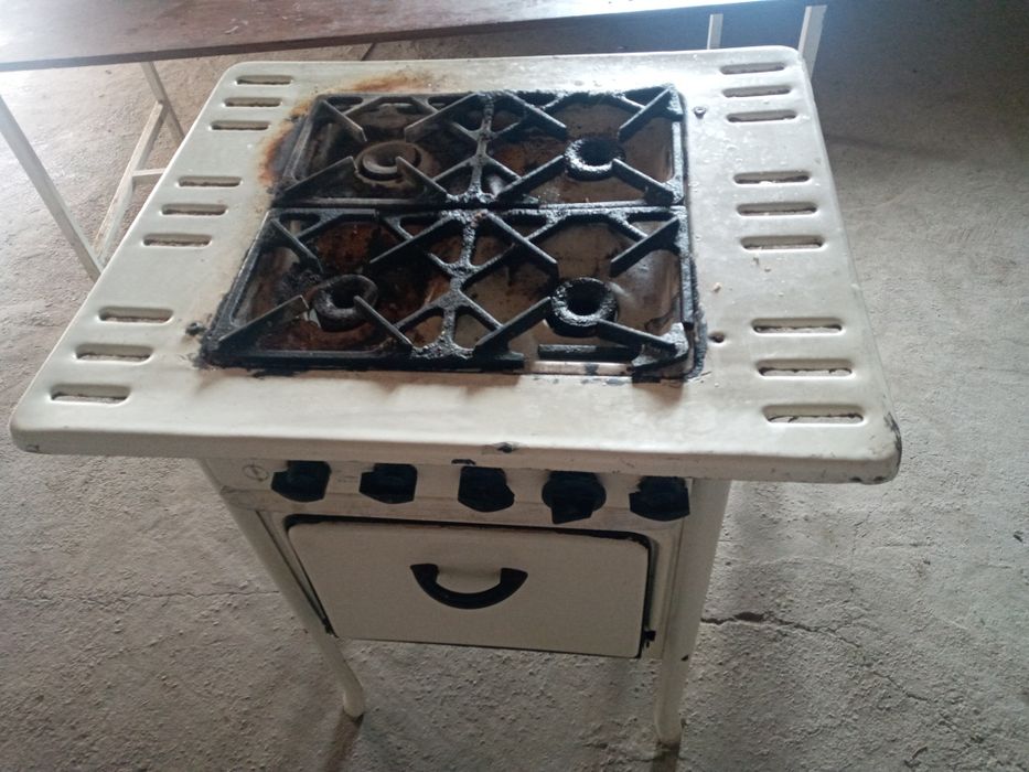 Продаётся газовая плита