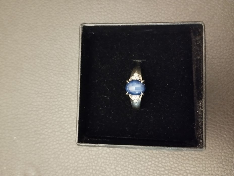Кольцо серебряное, 925 пробы,  с сапфиром звездчатым