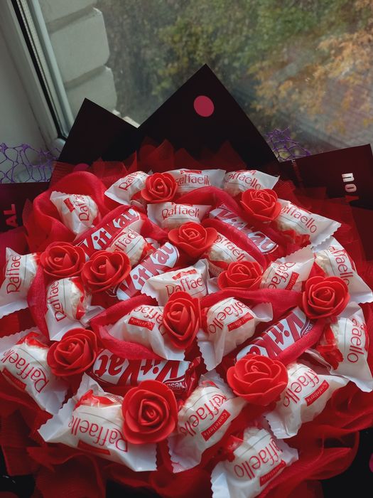 Сладкие букеты из конфет