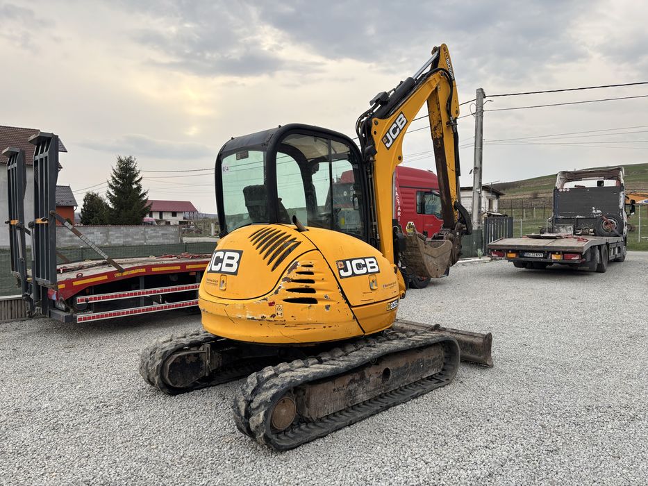 Miniexcavator JCB 8055 / 5.2 T 2014 / accept variante