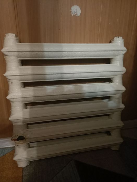 Чугунный радиатор