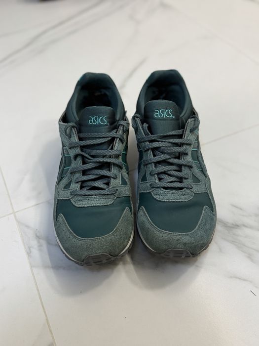 Asics номер 46.5-29.5 сантиметра