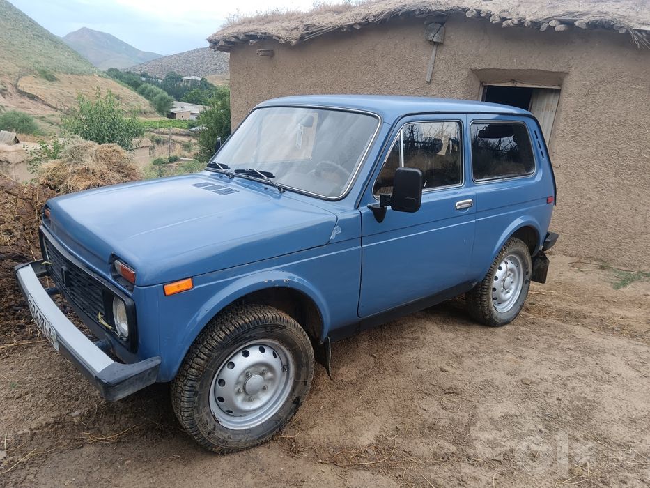 Niva 2121 sotiladi