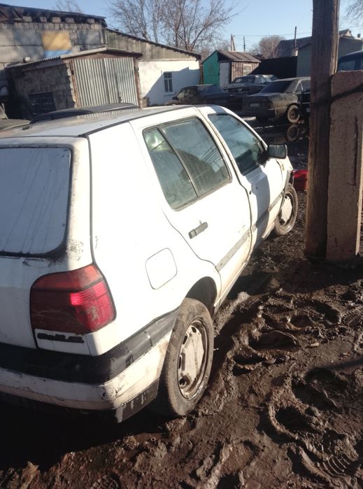 Продам гольф 3...