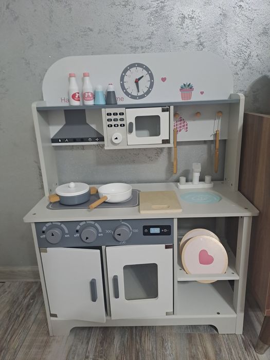 Дървена детска кухня