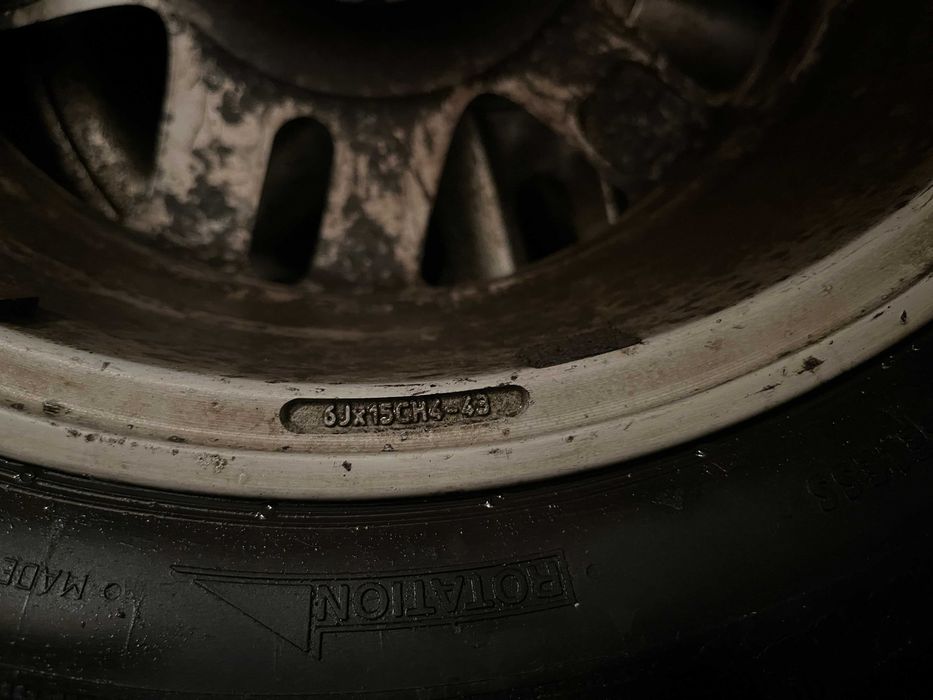 4 броя Зимни гуми GISLAVED с джанти 195/65/15 ДОТ2020