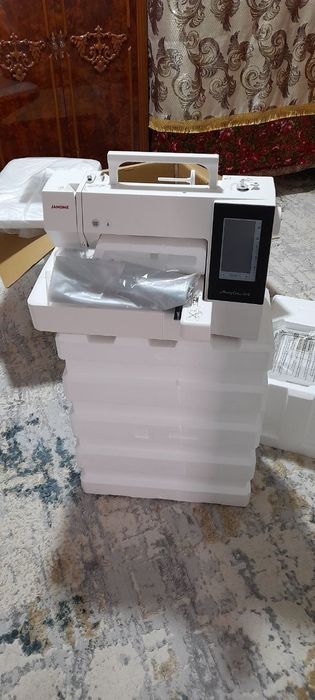 *ЯНГИ* Вышивальний машинка Janome 500E сотилади