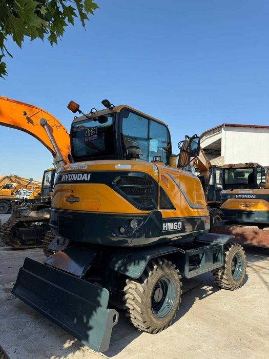 Мини экскаватор хундай