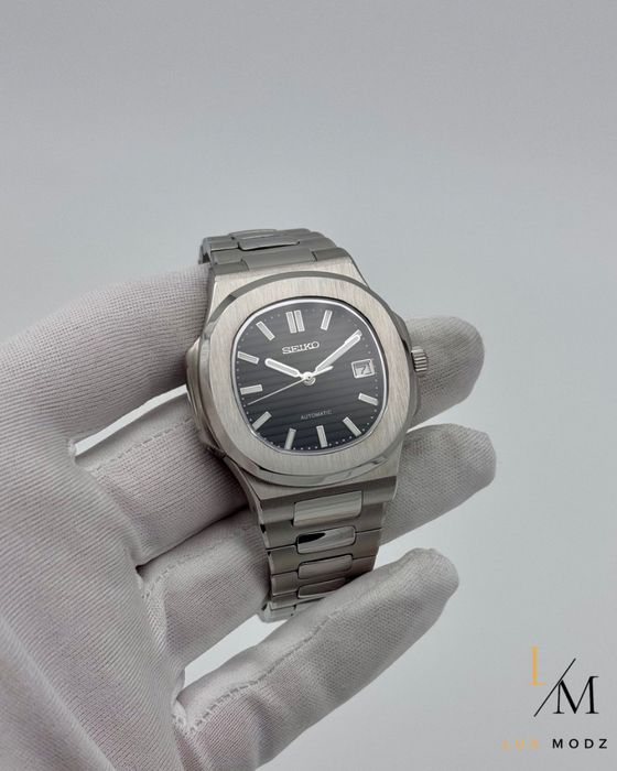 Seiko Nautilus Graphite Black